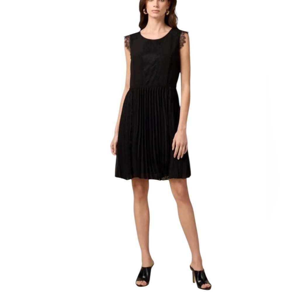 BANANA REPUBLIC Black Sleeveless Lace Pleats Lined Dress SZ 2 LBD Feminine EUC